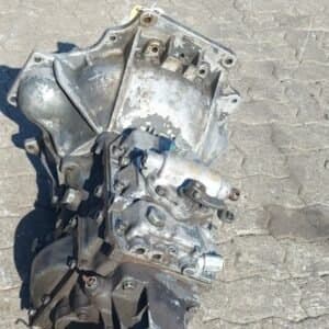 Isuzu 5 Speed Gearbox 4