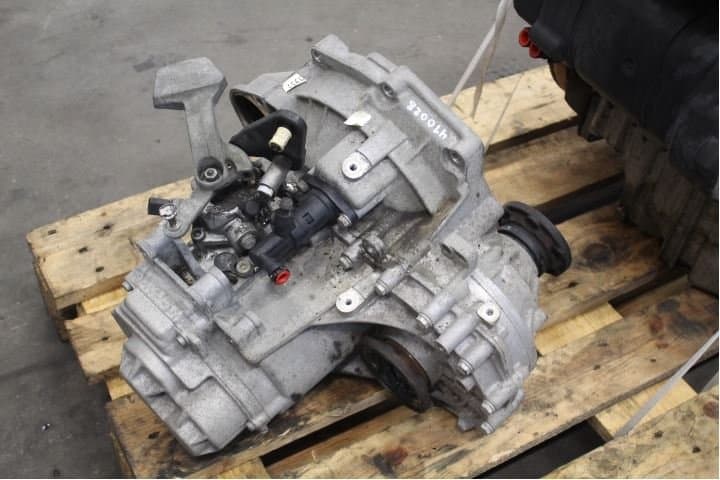 BMW 02 (E10) Manual Gearbox 2