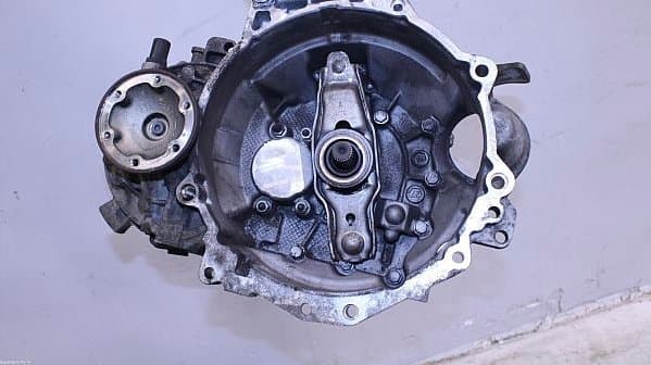 Audi A1 Sportback (8XA, 8XF) Manual Gearbox