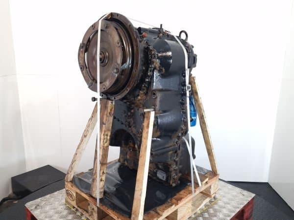 ZF Industrial/Hyundai 4WG-210 Gearbox