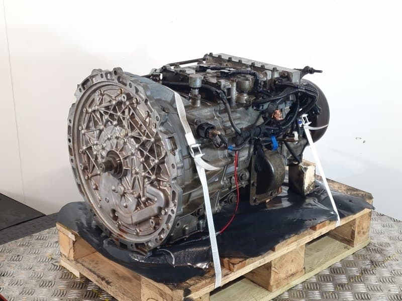 Mitsubishi MO38S6A302 automatic Gearbox (Truck)