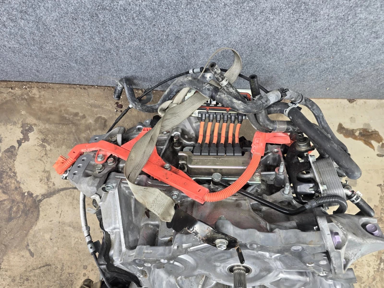 TOYOTA SIENNA 21-25 AUTOMATIC TRANSMISSION GEAR BOX HYBRID 2.5L AWD OEM 6