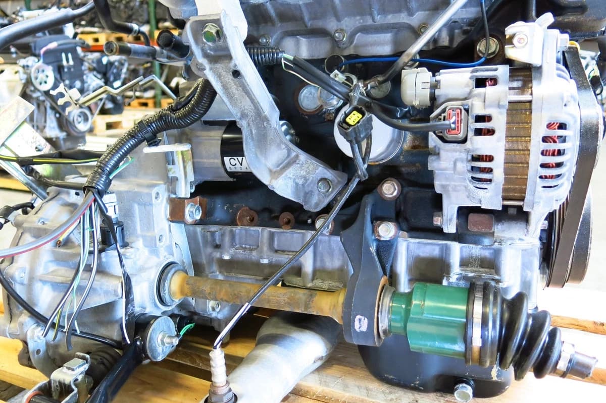 JDM 99-03 Mazda Protege 323 Familia ZL 1.5L DOHC Engine 5 Speed Transmission 2