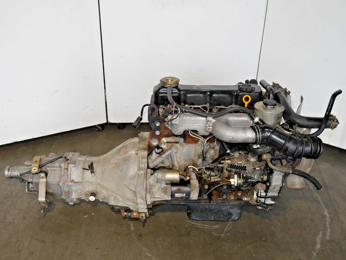 Nissan Pathfinder 2.7L 4cyl Diesel Engine TD27 Diesel Motor 5