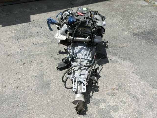 Nissan 3.0T 16V ZD30 Engine and gearbox 2