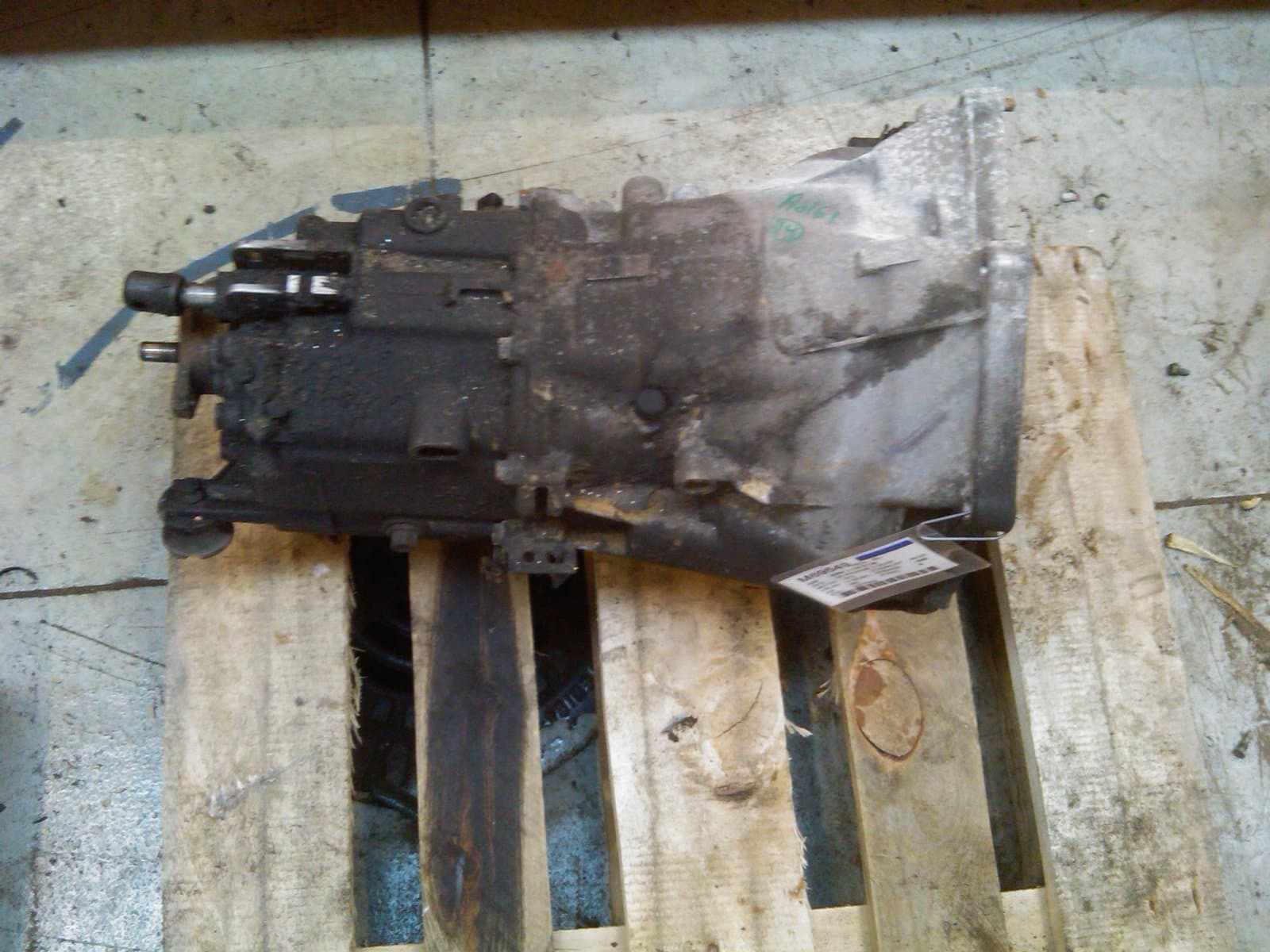BMW – 3 (E36) – Gear-box manual 2