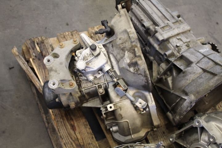 Audi 90 (81 / 85 / B2) Manual Gearbox – OEM & Reconditioned Transmission