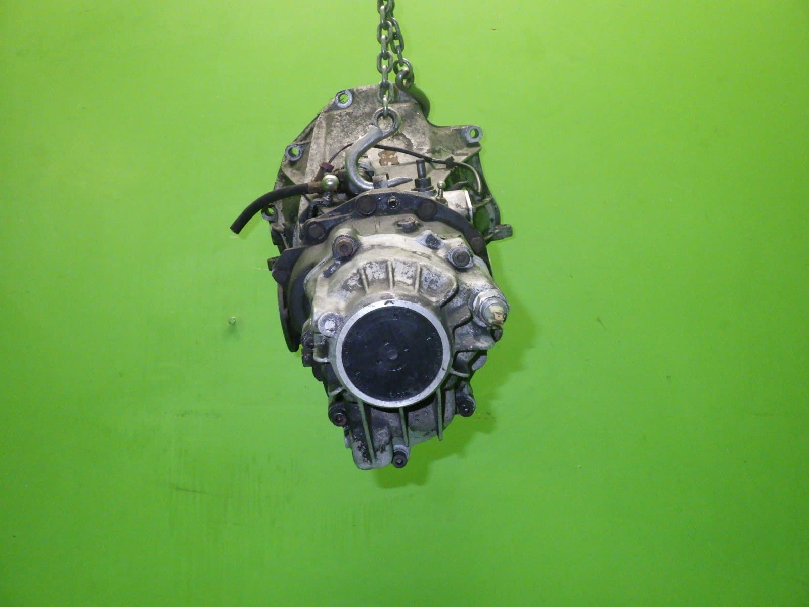 Audi 100 (44 / 44Q / C3) Manual Gearbox – OEM & Reconditioned Transmission 3
