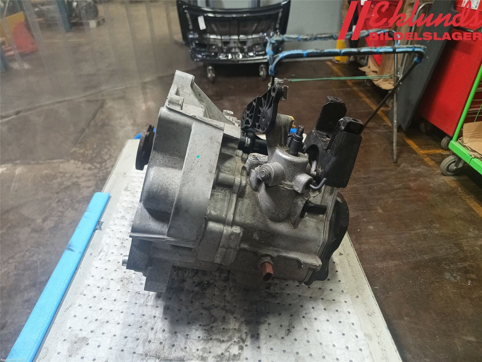 Audi A1 Sportback (8XA, 8XF) Manual Gearbox