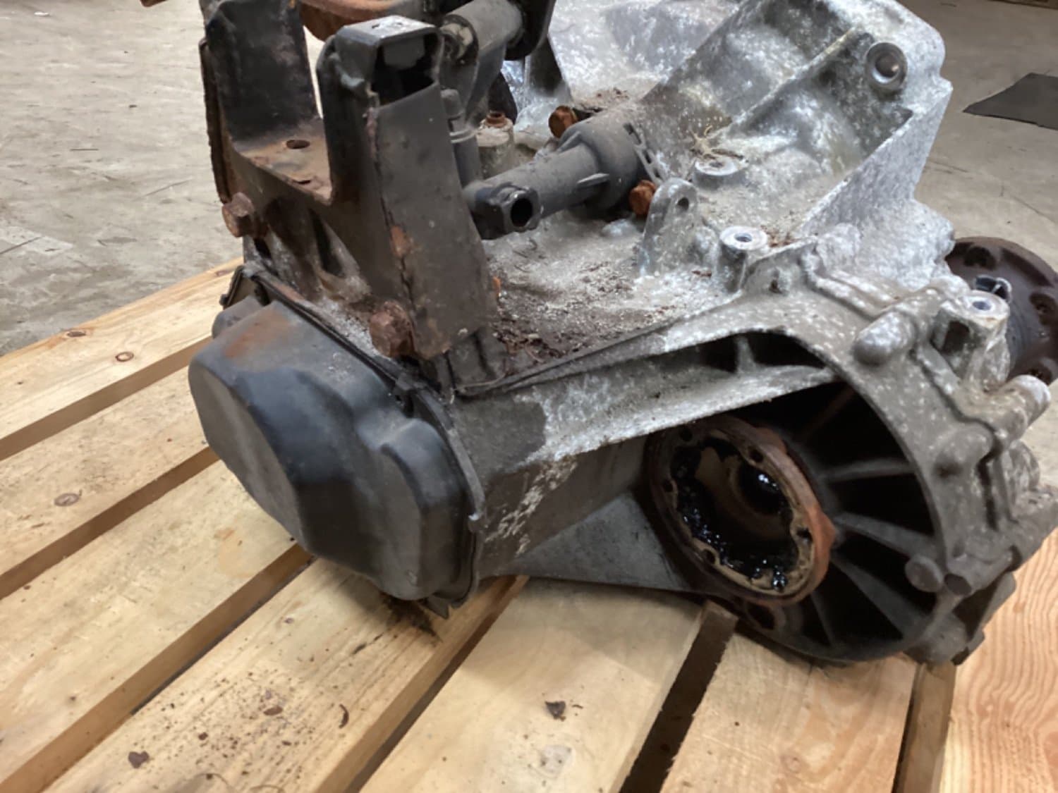 Audi A1 (8X1 / 8XK) Manual Gearbox – OEM & Reconditioned Transmission 4