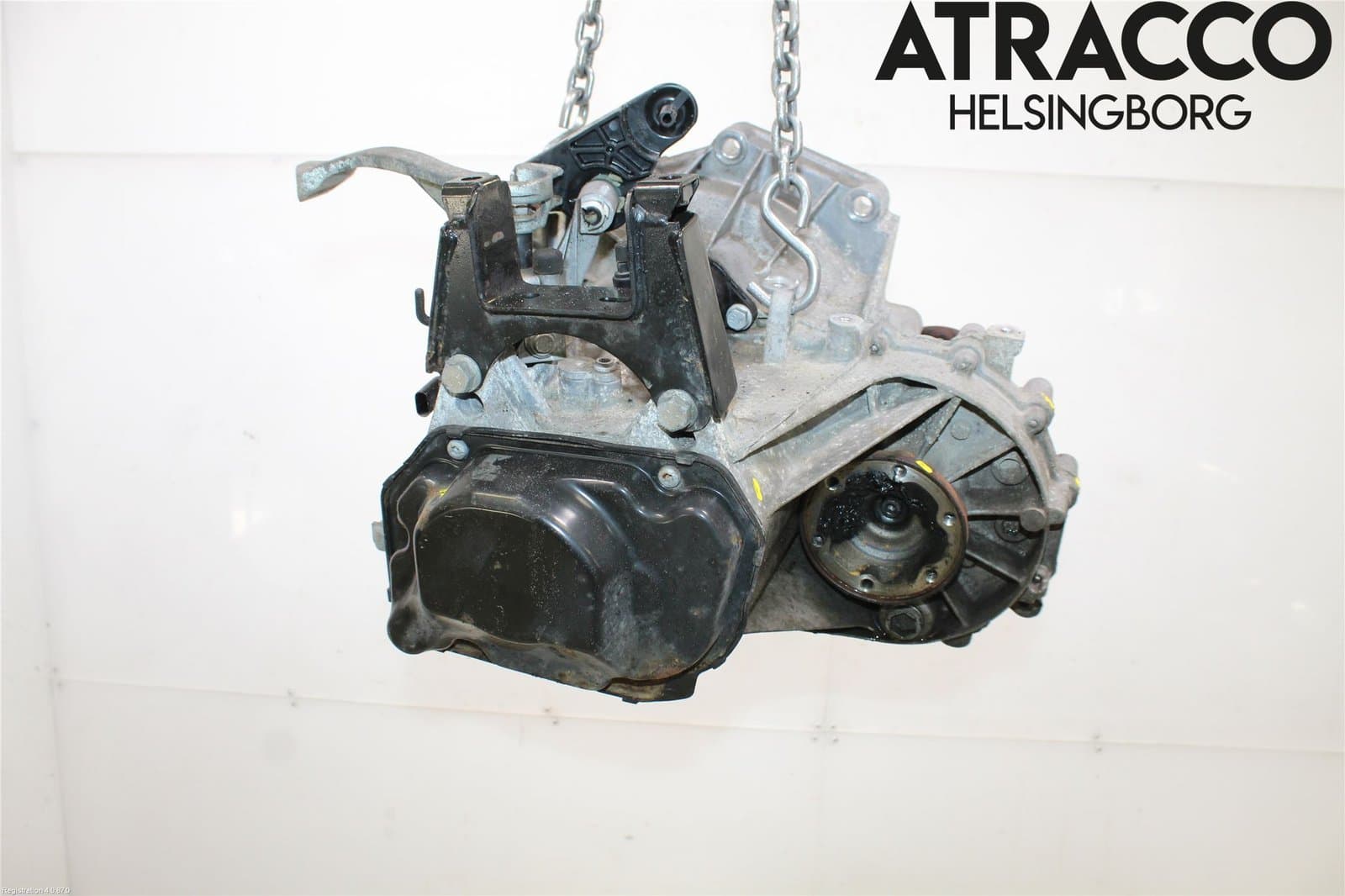 Audi A1 Sportback (8XA, 8XF) Manual Gearbox 2