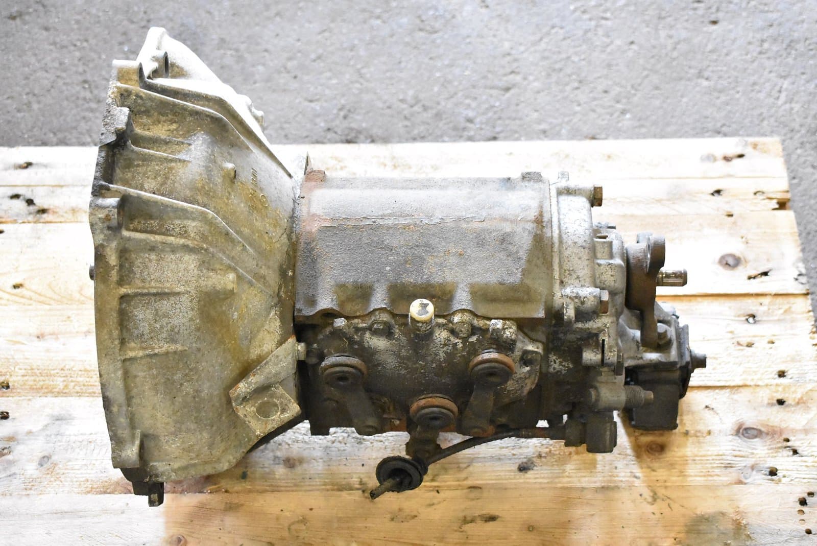 Mercedes-Benz – /8 (W115) – Manual Gearbox 2
