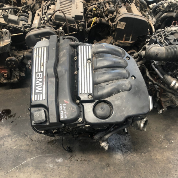 Bmw engine 320 e90 (n46b20)